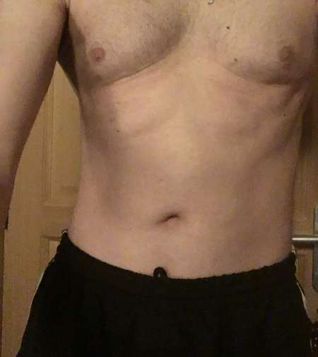 Modèle Homme pose pour dessin ou peinture