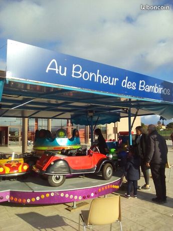 manège enfantin sur remorque