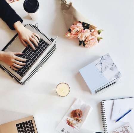 E-commerce + Fond de stock