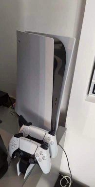 JE VENDS MA CONSOLE PS5 ETAT NEUVE