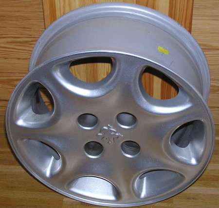 Jante alu 15 pouces Peugeot 406 Mistral