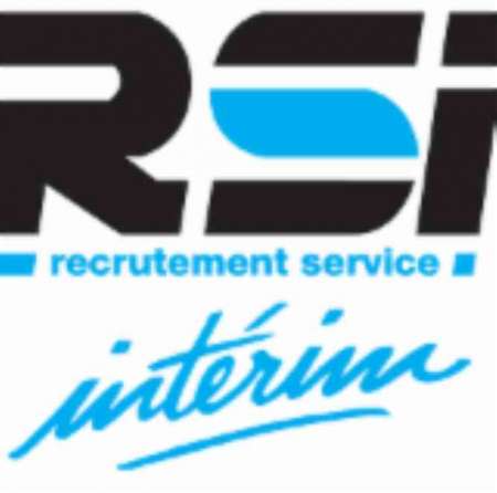 Employé(e) polyvalent(e) de libre-service