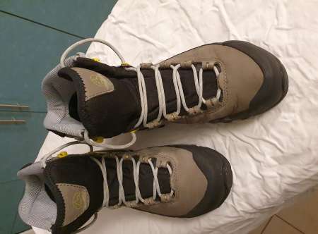 vente chaussures de randonnée