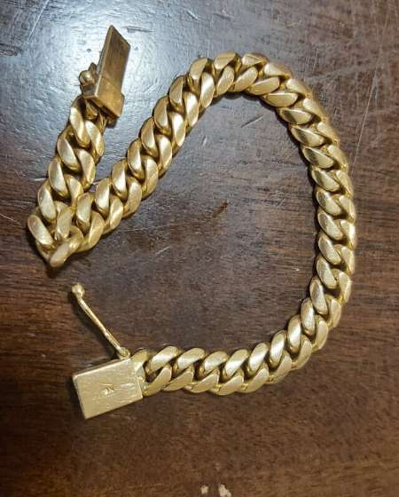 Or 18k, damageuxsamuelchristian@gmail
