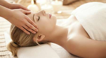 MASSAGE POUR LES FEMMES.