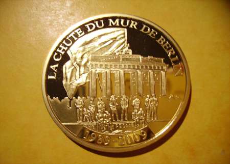 PIECE FRAPPE « La Chute du Mur de Berlin »