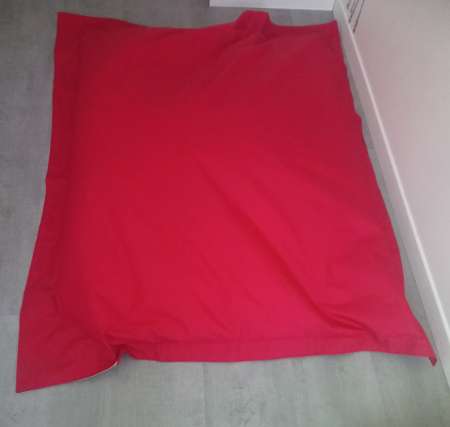  Joli Pouf Sit On It