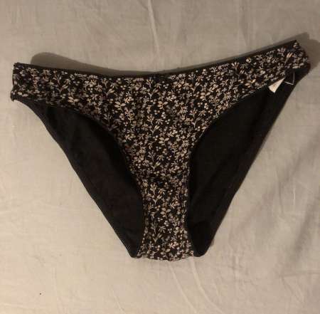  JF propose ses dessous s3xy - str1g, tanga...