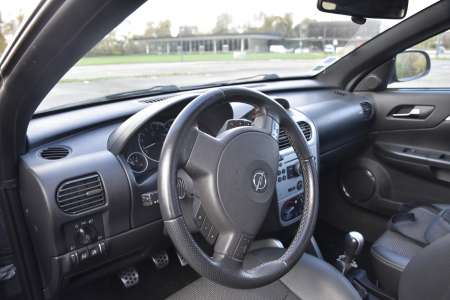  COUPE OPEL TIGRA