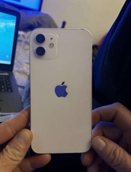 Vends iphone 12