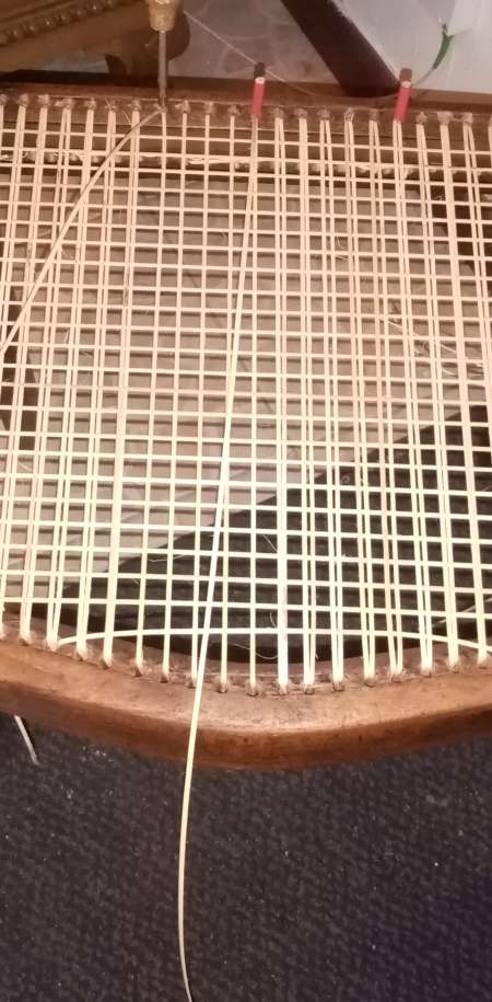  chaise. Cannage réparations
