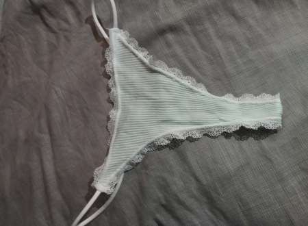 Culotte souillée femme mature