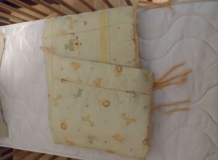  lit bébé et son matelas