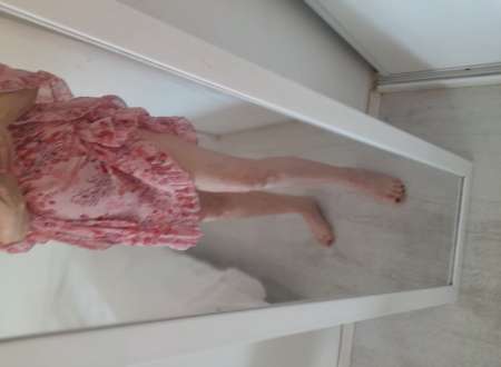 Femme mure pose pour photos sexy non porno ,