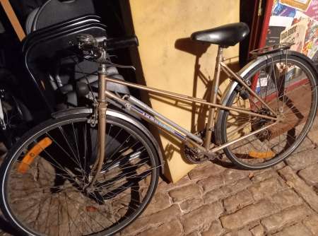 VELO DE FEMME VINTAGE