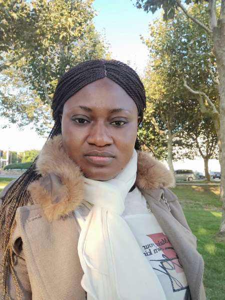 Bjr femme cherche ménage chet hommes ou couple