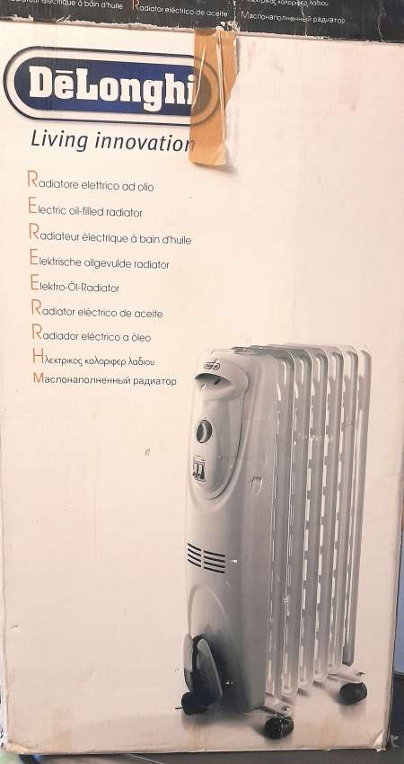 Radiateur bain d'huile Délonghi Neuf