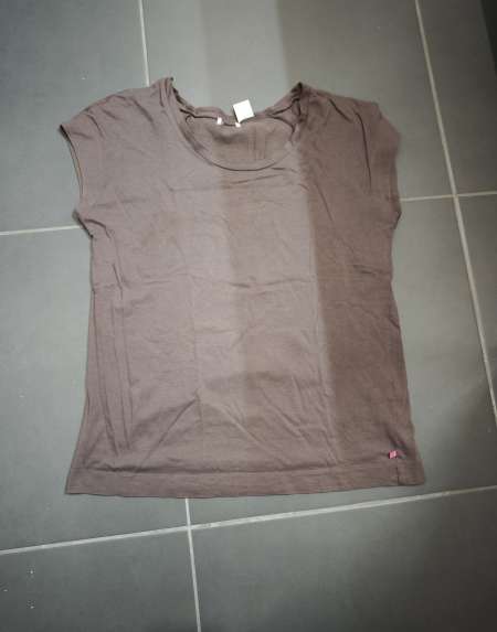 Tee shirt odorant et sale / sport