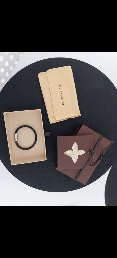 Vends bracelet homme louis VUITTON