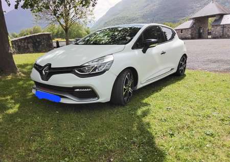 Renault CLIO RS TROPHY edc 220cv