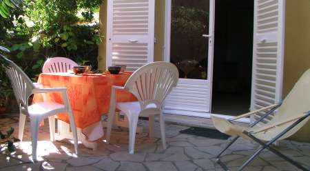 Studio26m2 en rez-de-jardin bien placé tout à pied