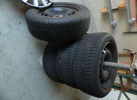 Jeu de 4 pneus neige