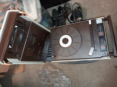 Tourne disque ancien
