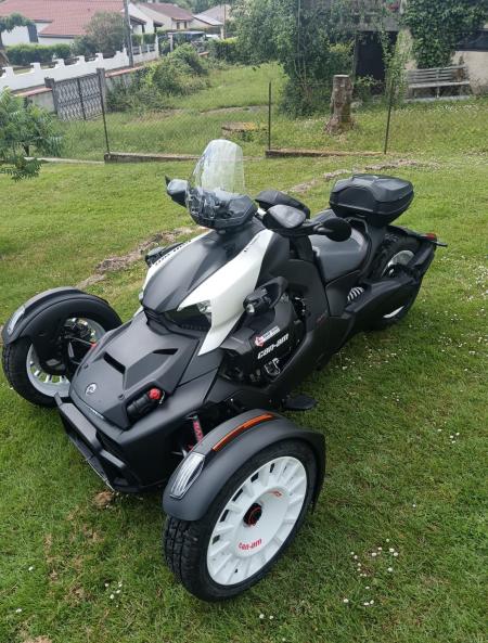 Can-am ryker rally 900 cc