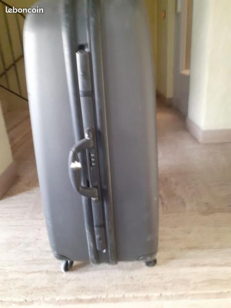 Valise de Voyage a 4 Roues ..