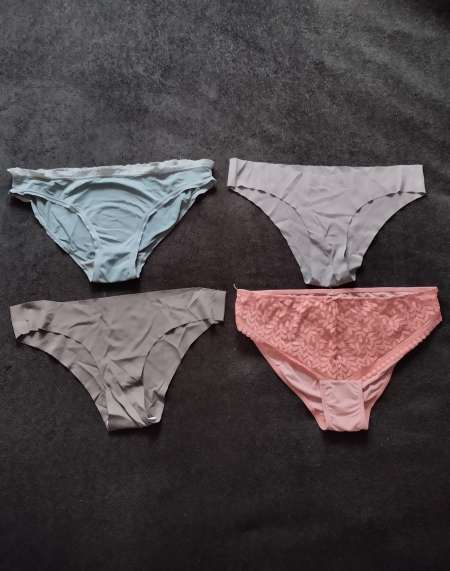 Petites culottes caviar champagne