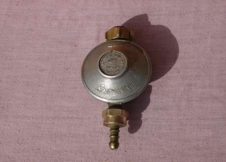 DETENDEUR BUTANE « Reca »