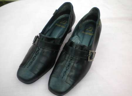 CHAUSSURES FEMME « Pedi Girl »