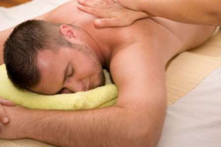 Massage naturiste doux