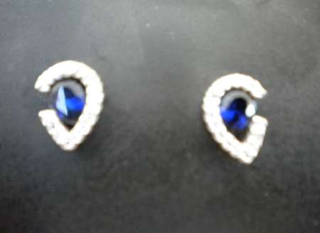 BOUCLES DOREILLES
