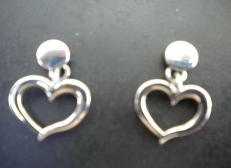 BOUCLES DOREILLES (trois)