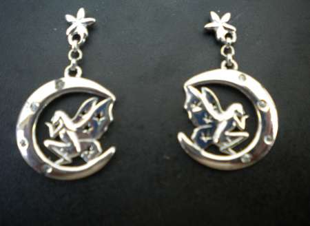 BOUCLES DOREILLES Pendentif (cinq)