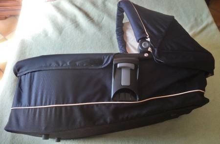 Nacelle pliable avec matelas