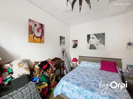 maison plein pied avec 1 etage et un garage