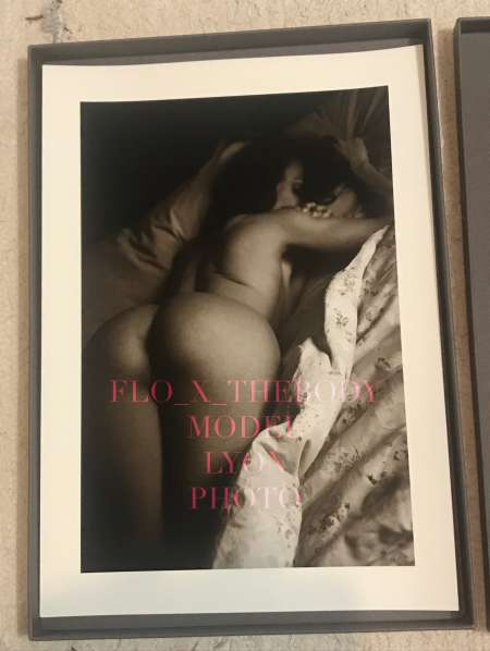 PHOTO érotique art nude femme nue modèle (Lyon)