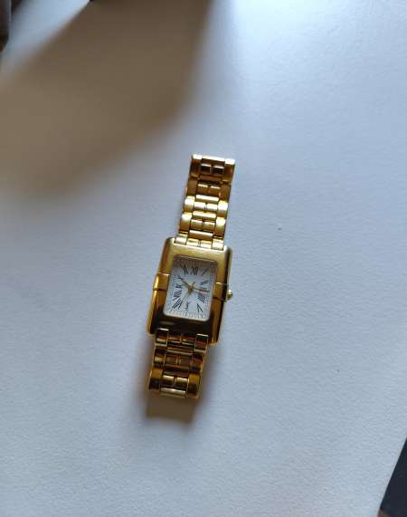 montre YvesSAINTlAURENT