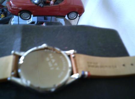 vend une montre maty ét un ordinateur thom