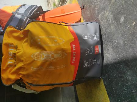 Vend kayak à 2 place neuf et d'autres choses en exc