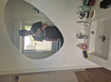 Je rend service a des femme uniquement minimum 30