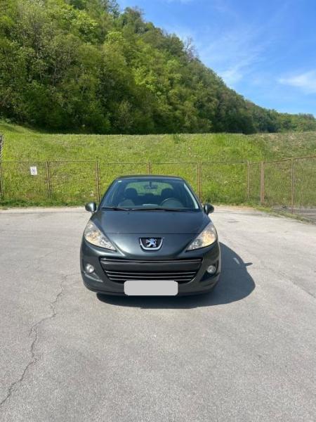 PEUGEOT 201 HDI 70 - 2011