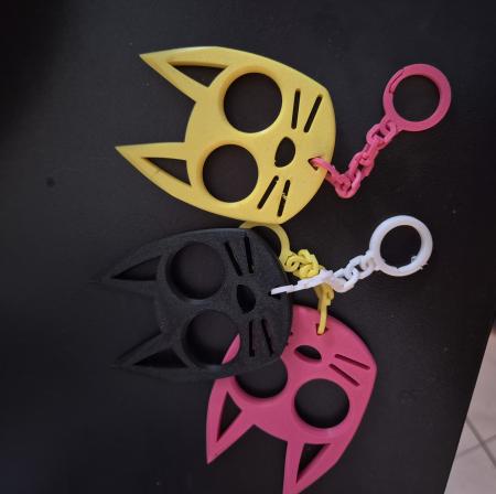 Porte clef mignon défense