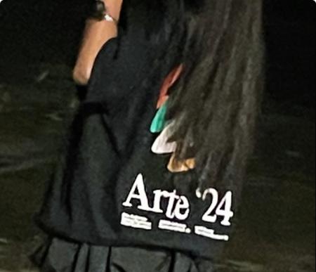 T-shirt ARTE (je veux m'en débarrasser rapidement)